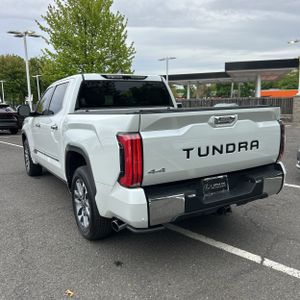 TOYOTA TUNDRA - 5