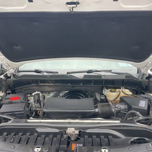 صورة مصغرة 46 لـ 2019 Chevrolet SILVERADO 1500 LT