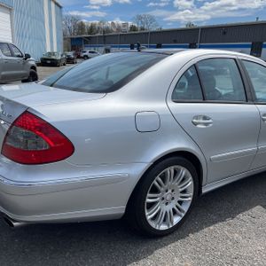 MERCEDES-BENZ E-CLASS - 9