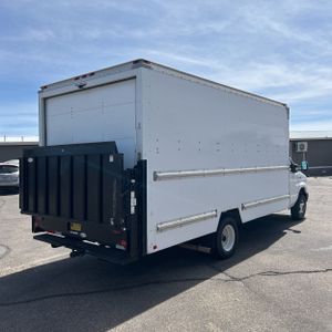 FORD E-350 CUTAWAY - 8