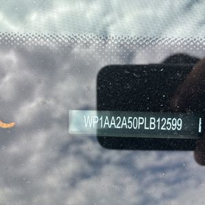 2023 Porsche MACAN thumbnail 53
