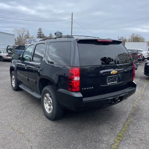 CHEVROLET TAHOE LS - 5