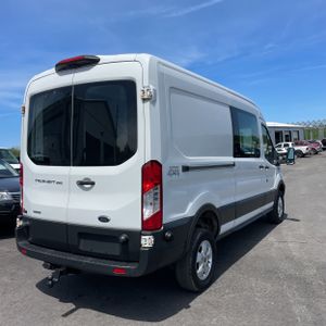 FORD TRANSIT 250 - 8