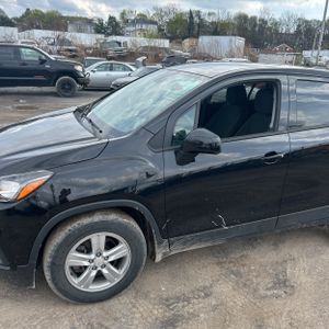 CHEVROLET TRAX LS - 2