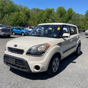KIA SOUL BASE - 1