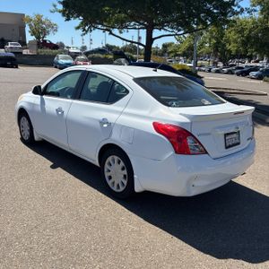2014 Nissan VERSA SV — фото 5
