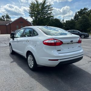 2015 FORD FIESTA S — фото 5