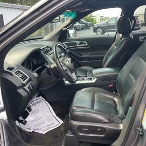صورة مصغرة 32 لـ 2013 FORD EXPLORER XLT