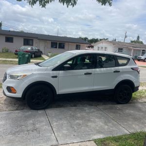 FORD ESCAPE S - 3