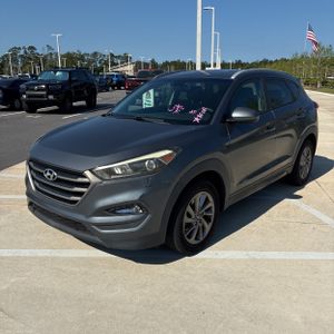 HYUNDAI TUCSON SE - 1