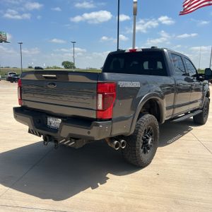 FORD F-250 SUPER DUTY LARIAT - 8