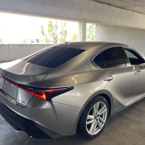 LEXUS IS 300 BASE - 9