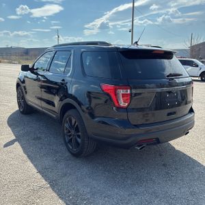 FORD EXPLORER XLT - 5