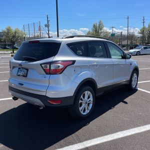FORD ESCAPE SE - 5