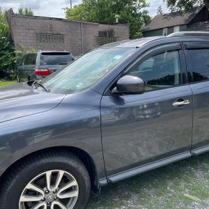 2014 Nissan PATHFINDER SV 照片 2