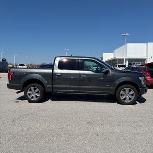 FORD F-150 PLATINUM - 10