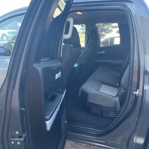 صورة مصغرة 34 لـ 2017 Toyota TUNDRA SR5
