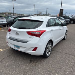 HYUNDAI ELANTRA GT BASE - 8