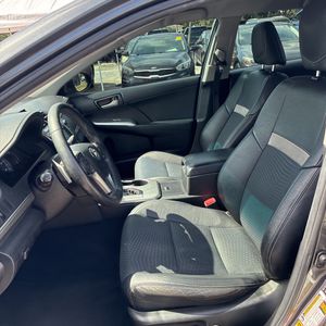2014 Toyota CAMRY SE 缩略图 32