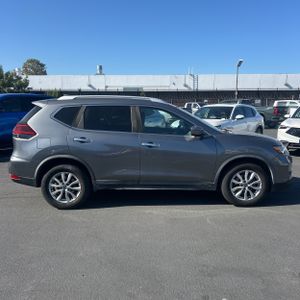 2018 Nissan ROGUE S — фото 9