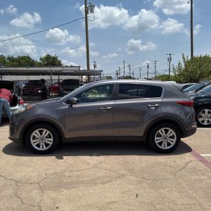 صورة 3 لـ 2017 KIA SPORTAGE LX