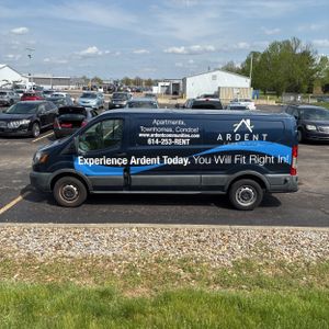 FORD TRANSIT 150 - 3