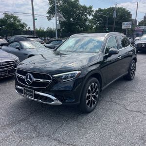 صورة 1 لـ 2025 Mercedes-BENZ GLC