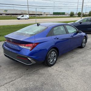 HYUNDAI ELANTRA SEL - 8