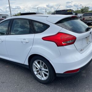 FORD FOCUS SE - 6