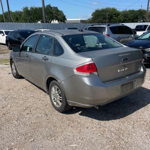 FORD FOCUS SE - 4