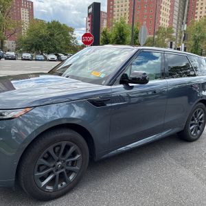 صورة 2 لـ 2024 LAND Rover RANGE ROVER SPORT P400 DYNAMIC SE