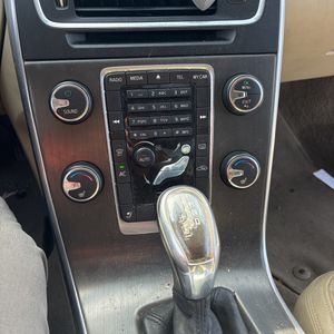 2013 Volvo S60 T5 thumbnail 71
