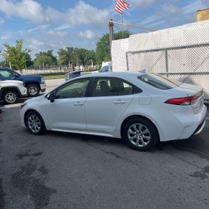 2021 Toyota COROLLA LE 照片 3