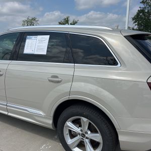 AUDI Q7 PREMIUM - 6