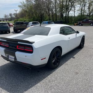 DODGE CHALLENGER R/T SCAT PACK - 8