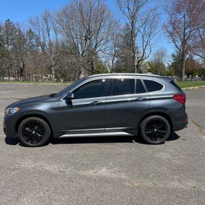 BMW X1 XDRIVE28I - 3