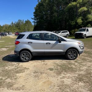 FORD ECOSPORT S - 10