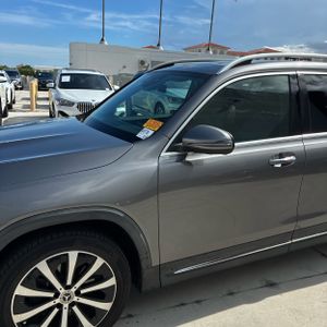 2020 Mercedes-BENZ GLB 照片 2