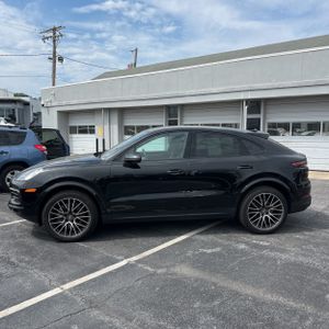 PORSCHE CAYENNE COUPE - 3