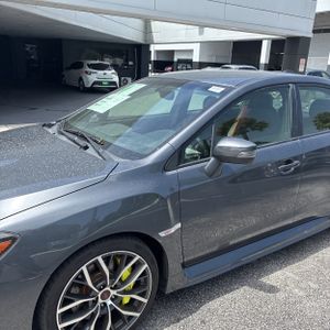 صورة 2 لـ 2020 Subaru WRX STI