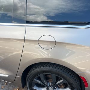 2017 Chrysler PACIFICA LIMITED — фото 6