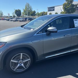 MERCEDES-BENZ EQE - 2