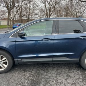FORD EDGE SEL - 4