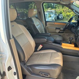 صورة 33 لـ 2014 Nissan ARMADA PLATINUM