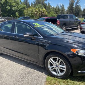 صورة مصغرة 13 لـ 2018 FORD FUSION SE