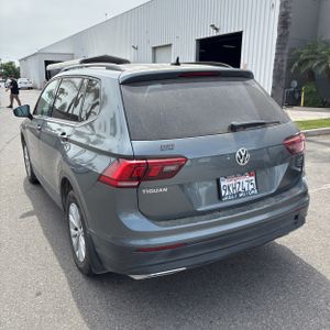 VOLKSWAGEN TIGUAN S - 5