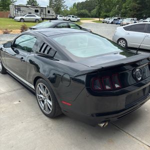 FORD MUSTANG V6 - 5