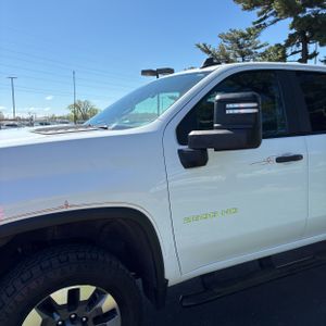 CHEVROLET SILVERADO - 2