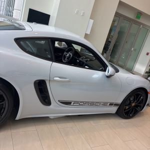 2024 Porsche 718 CAYMAN BASE 缩略图 11