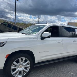 CHEVROLET SUBURBAN HIGH COUNTRY - 2